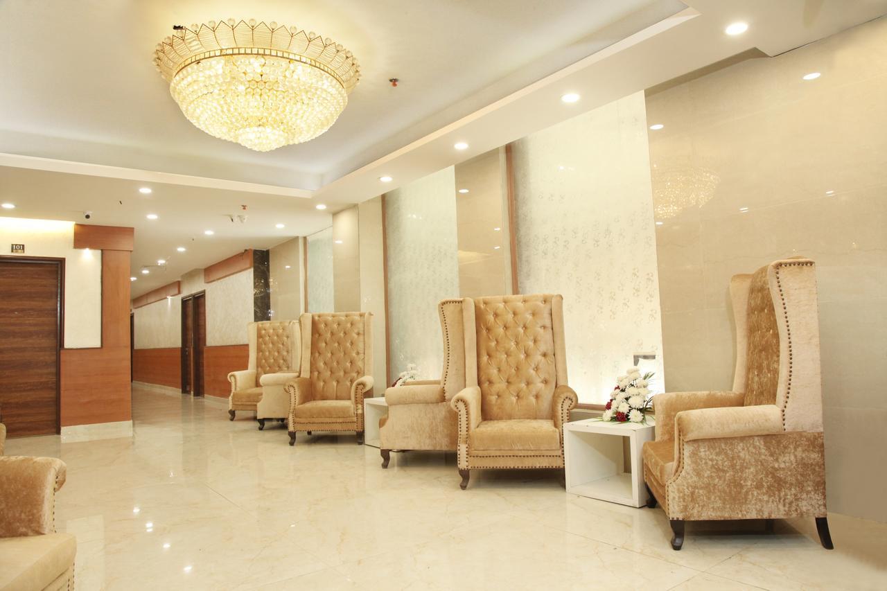Green Palms Hotel 델리 외부 사진
