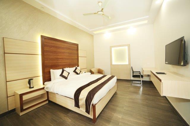 Green Palms Hotel 델리 외부 사진